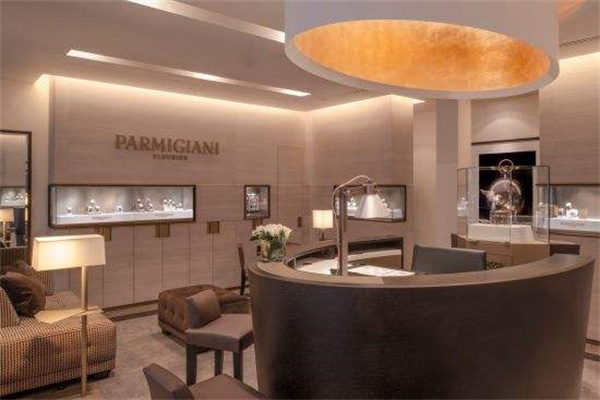 帕玛强尼机芯怎么看新老款